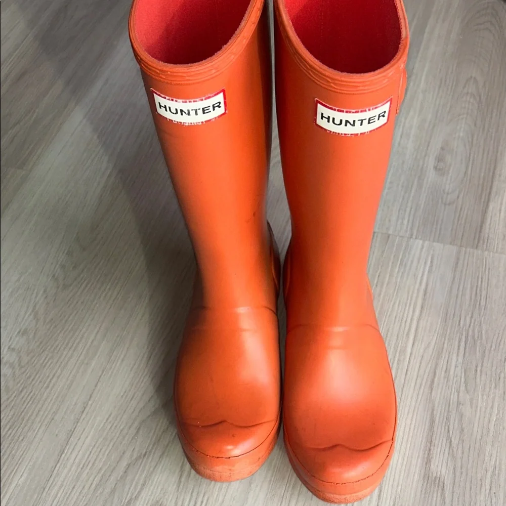 Hunter Unisex Kids Waterproof Rubber Rain Boots Orange Boys 3 & Girls 4